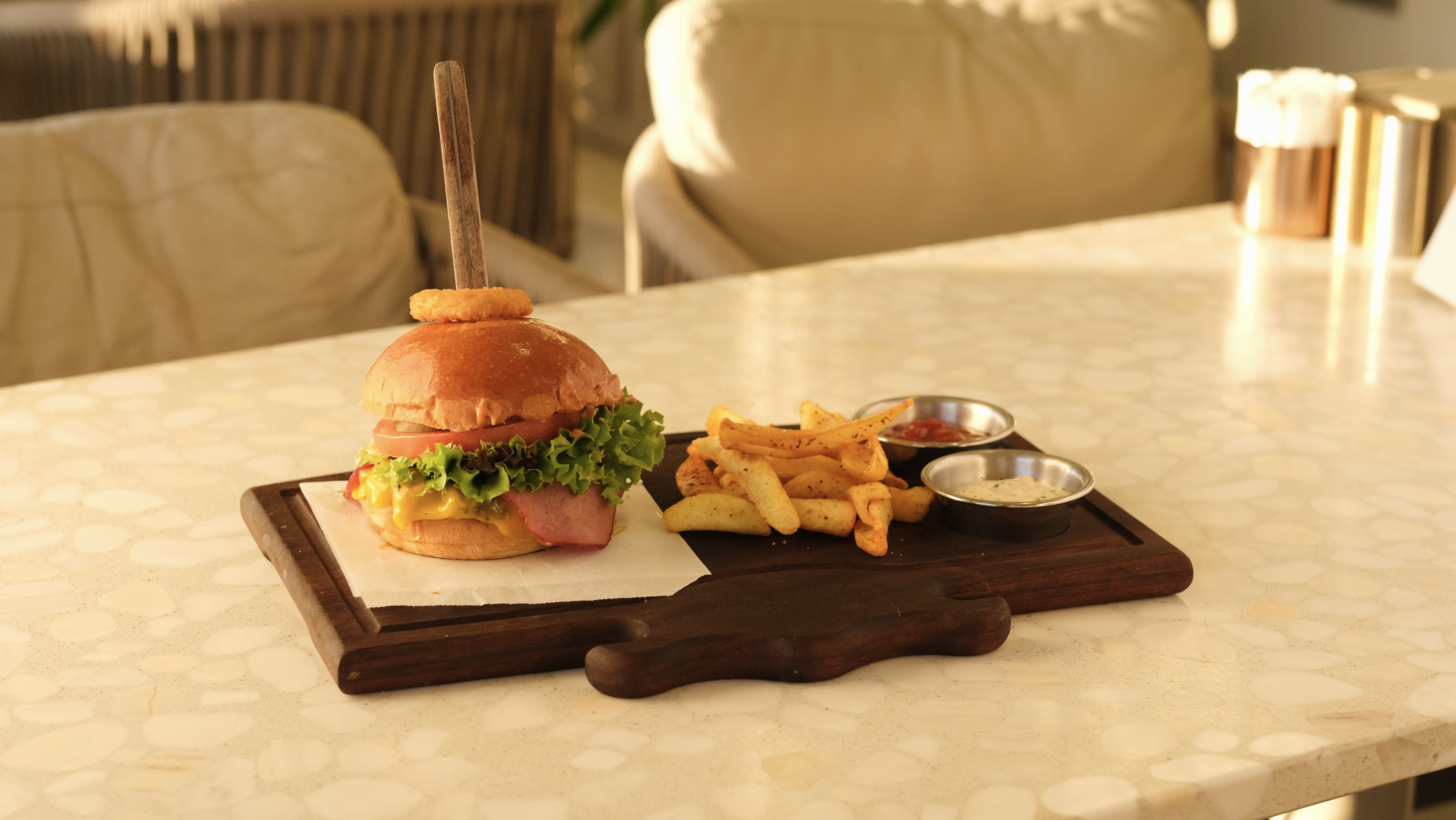 Yalçın Burger